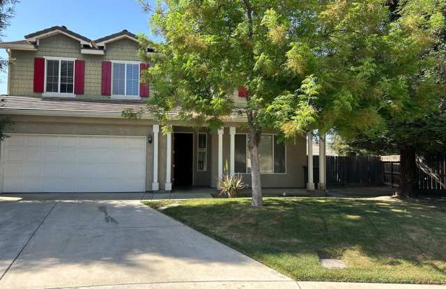 Spacious 6 Bedroom 3.5 Bathroom in SE Visalia!! photos photos