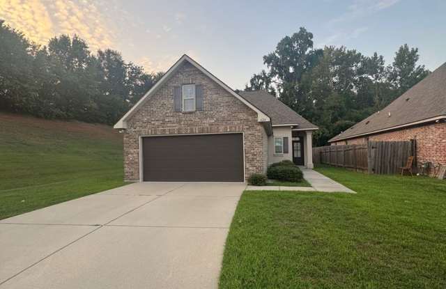 ✨ Stylish Brick Rental Home in Riverscape Village – Shreveport, LA photos photos