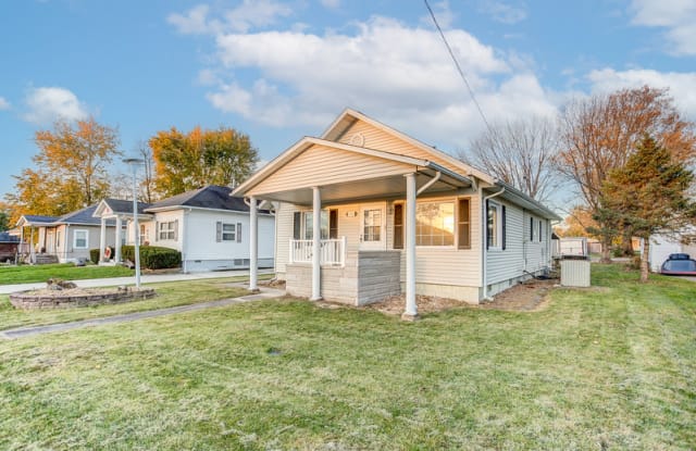 109 Short Street - 109 Short Street, Wilsonville, IL 62093
