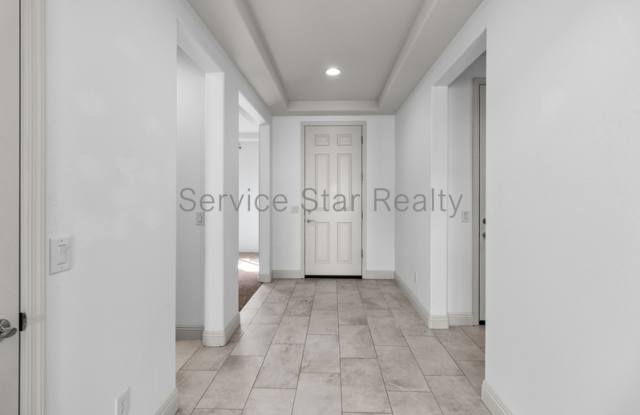 8433 S 70th Dr Gallery 3
