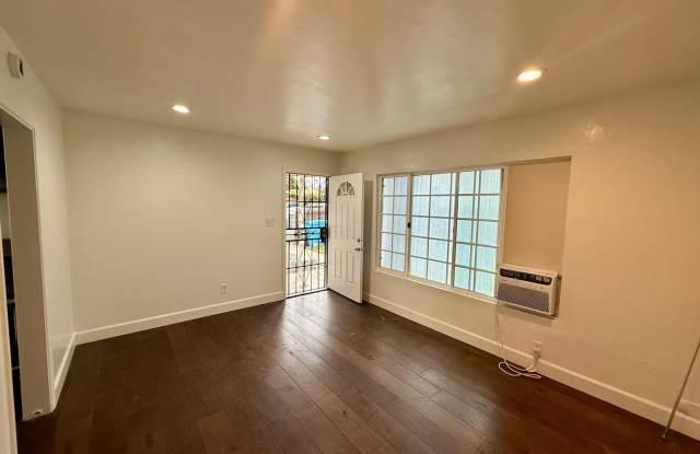 Gorgeous Remodeled Home with Garage Gallery 4
