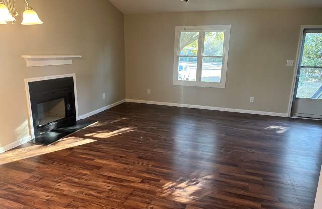3204 Deer Path Circle Gallery 3