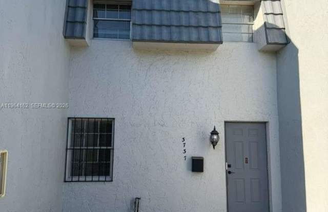 3737 NW 20th St photos photos