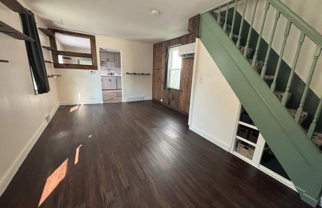 167 WEST Avenue Gallery 4