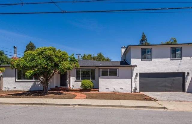 1311 Woodland AVE photos photos