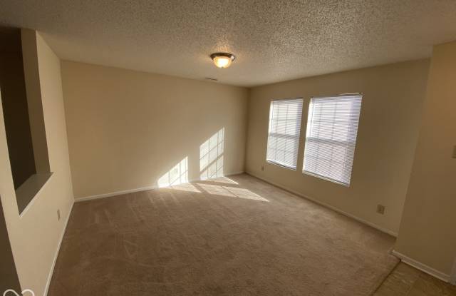 2836 Barnes Court Gallery 2