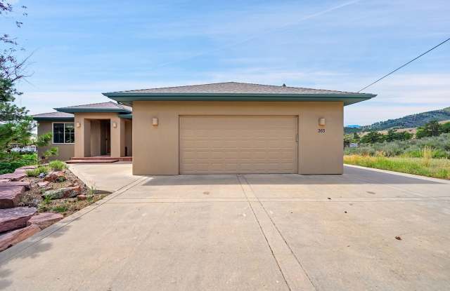 4 bedroom, 3 bath with separate ADU photos photos