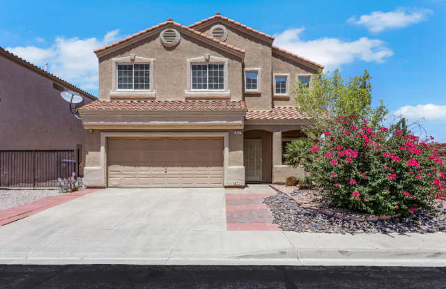 Gated 4 bedroom 2 story with a large yard photos photos