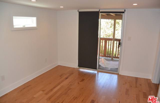 1715 Sargent Pl Gallery 3
