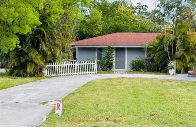 5829 Casablanca Court - 5829 Casablanca Court, McGregor, FL 33919