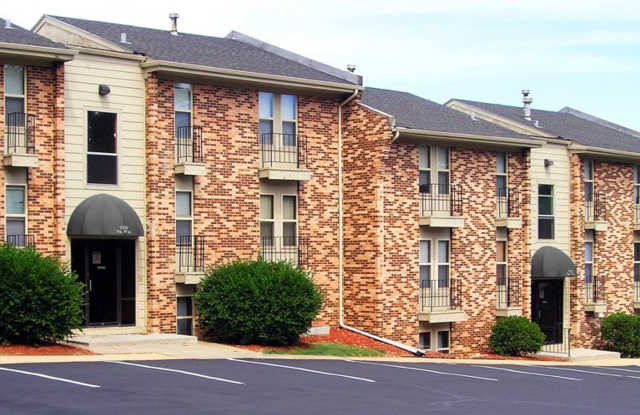 Bristol Square Apartments Gallery 2