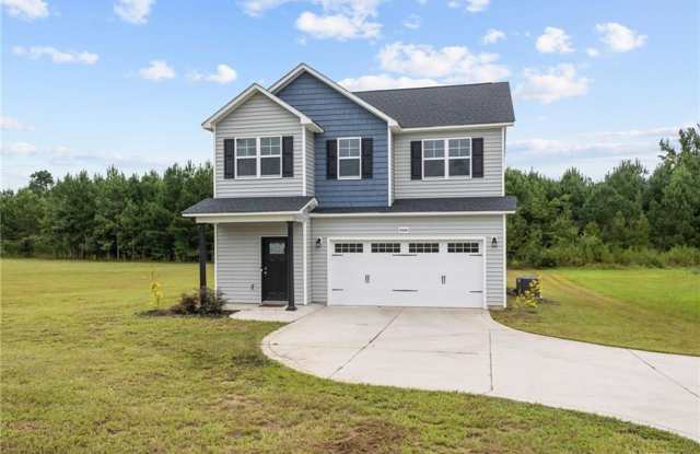 Country Living 2 Story on .75 Acre lot! Gallery 3