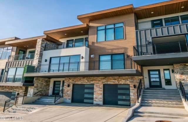 765 E Miner Way photos photos