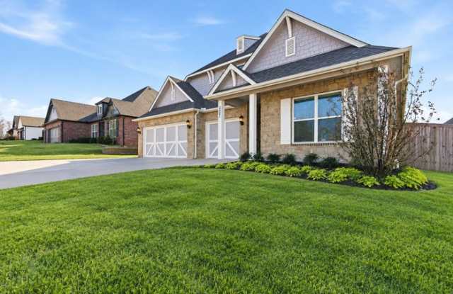 1507 East Jasper Place Gallery 2