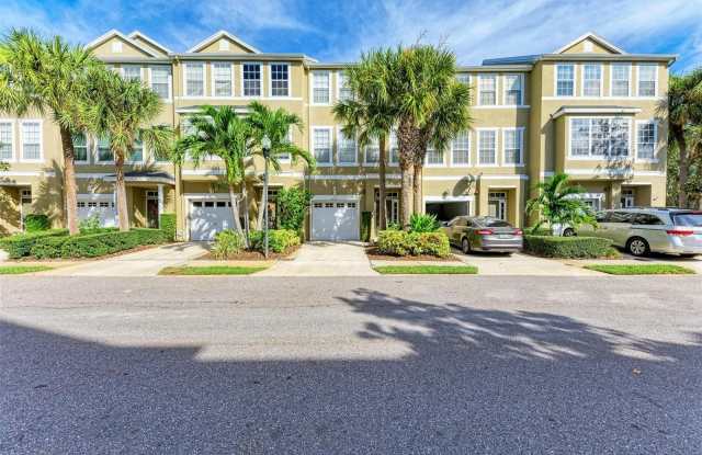 3047 POINTEVIEW DRIVE photos photos