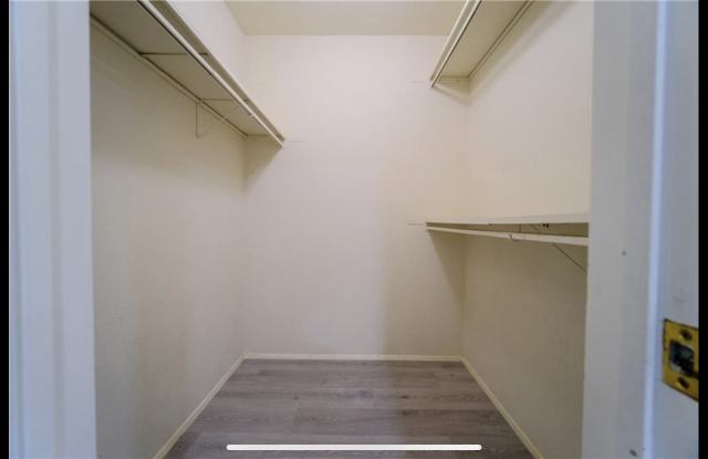 6403 Apache Court Gallery 4