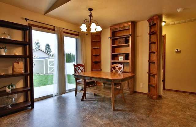 2493 West Dumont Drive Gallery 4