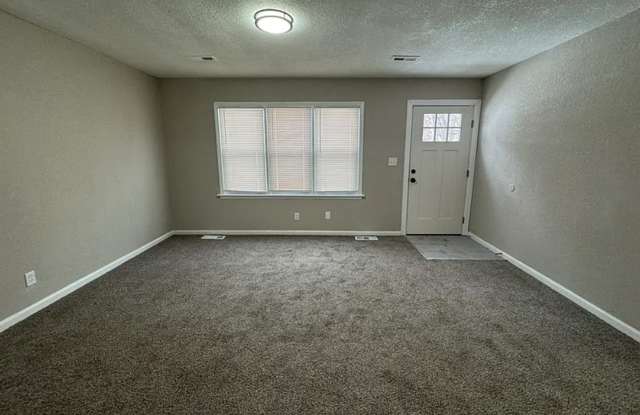 3-Bedroom, 2 Bath Single Family for Rent in Kansas City| Attached Garage & Modern Kitchen photos photos