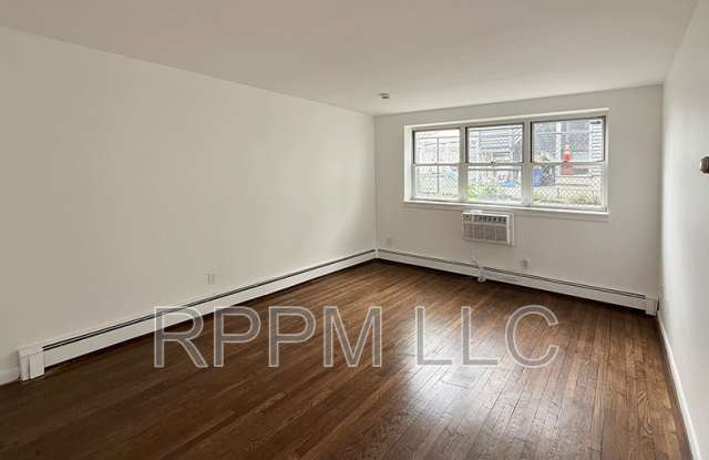 109 William St #2 Gallery 4