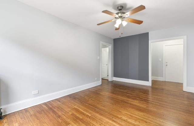 1611 W Juneway Terrace Gallery 2