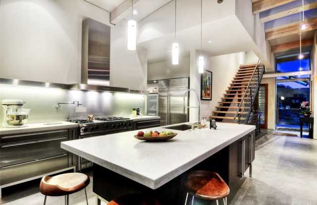 591 Balboa Avenue Gallery 4