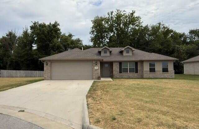 2104 S Greystone Square Gallery 2