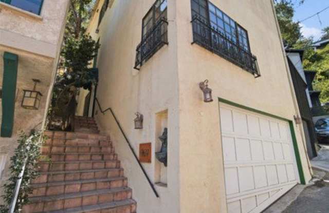 9624 Highland Gorge Drive Gallery 2