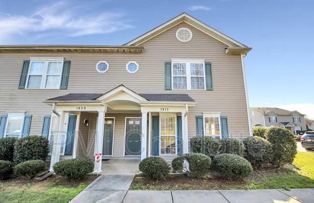 1815 Butterfly Ln photos photos
