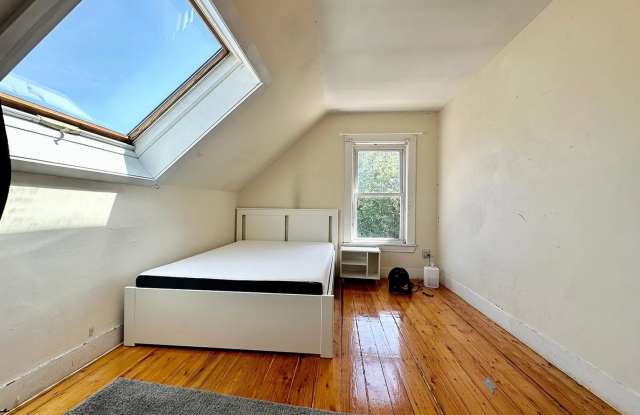 Large 8-Bed, 3.5 Bath House in Allston- Perfect for Students photos photos Large 8-Bed, 3.5 Bath House in Allston- Perfect for Students photos photos