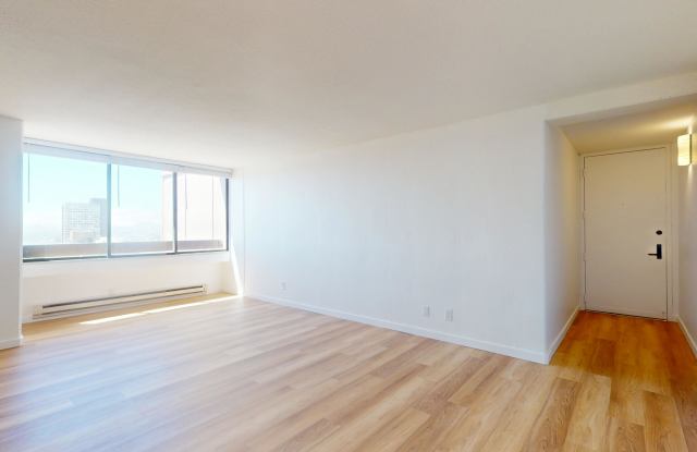 2055 Sacramento Apartments Gallery 1