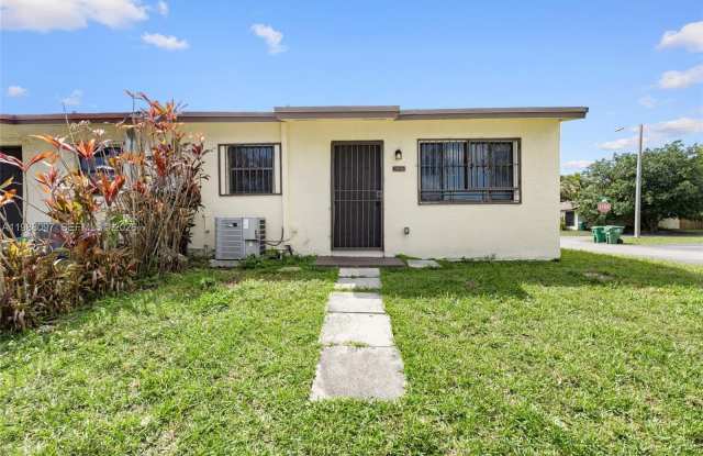 28145 SW 142nd Ct photos photos