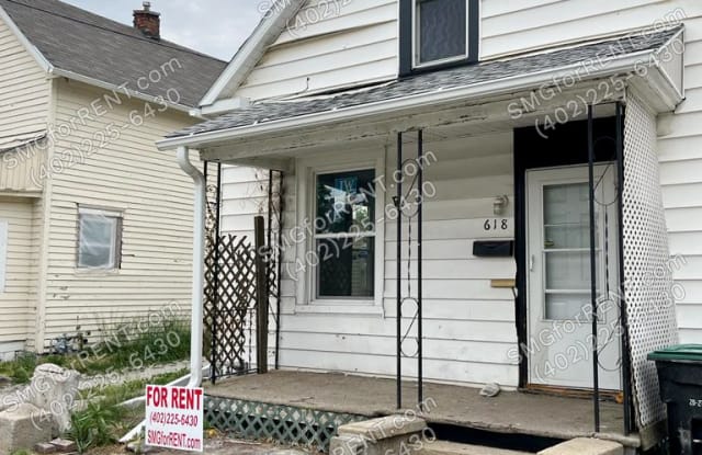 618 Avenue D - 618 Avenue D, Council Bluffs, IA 51503