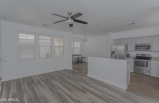 1828 N 77TH Glen Gallery 4