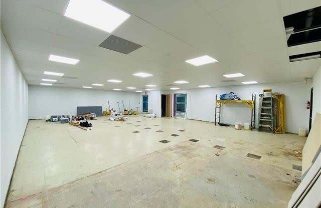 1720 CARROLLWOOD Drive Gallery 4