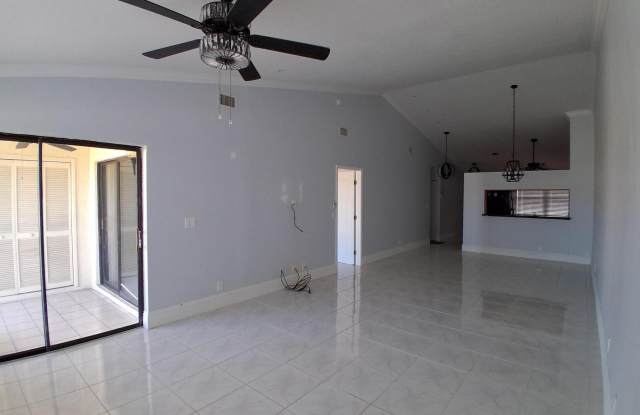 7590 Tahiti Lane photos photos