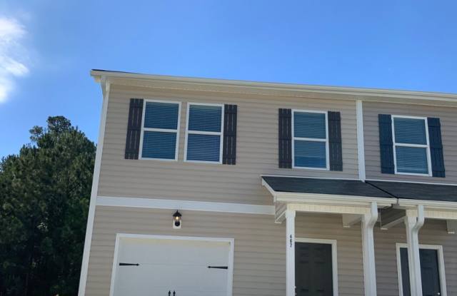 For Lease: New Construction Milledgeville Townhouse photos photos