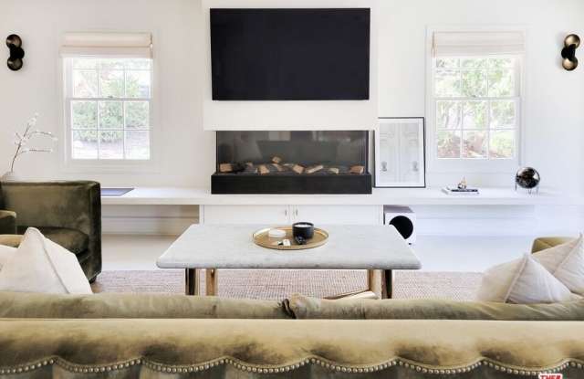 5866 Spring Oak Dr Gallery 3