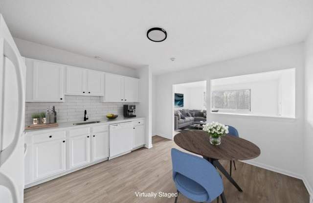 18 Pierce - 18 Pierce Street, Norfolk County, MA 02035