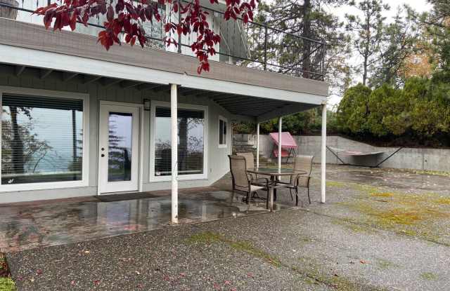 2 Bedroom 1 Bath in The Dalles with Columbia River views! Gallery 1