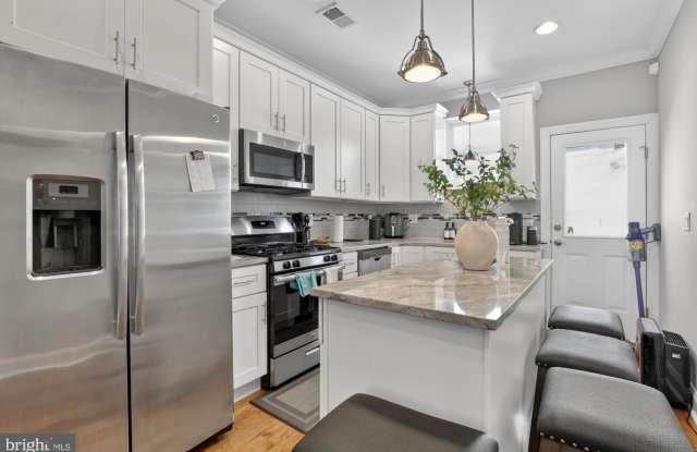 2216 ALMOND Street photos photos