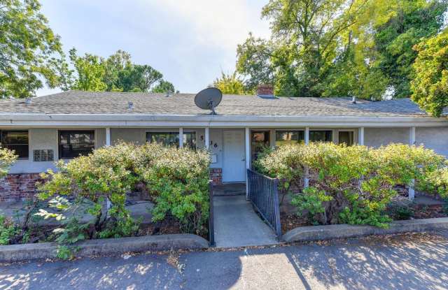 Spacious 5 bedroom home in Carmichael photos photos