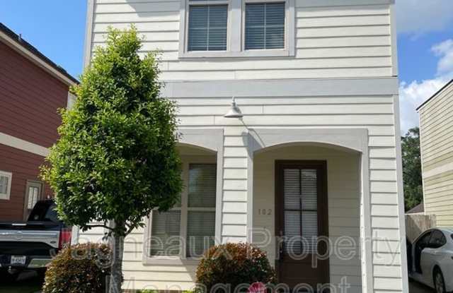 102 Hargrave Dr photos photos