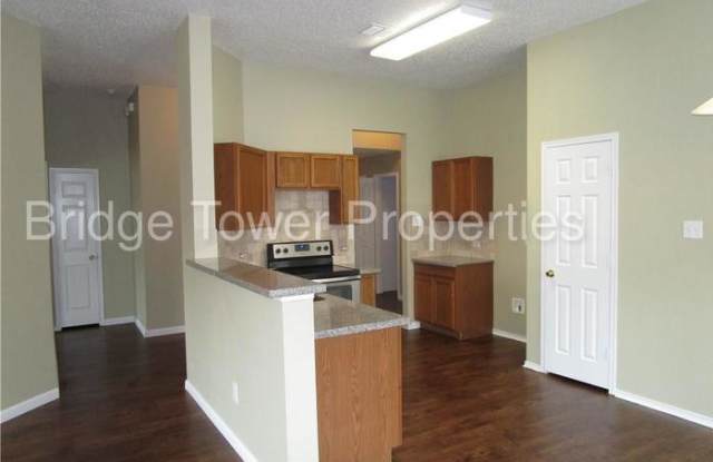 2210 Sumac Drive Gallery 2