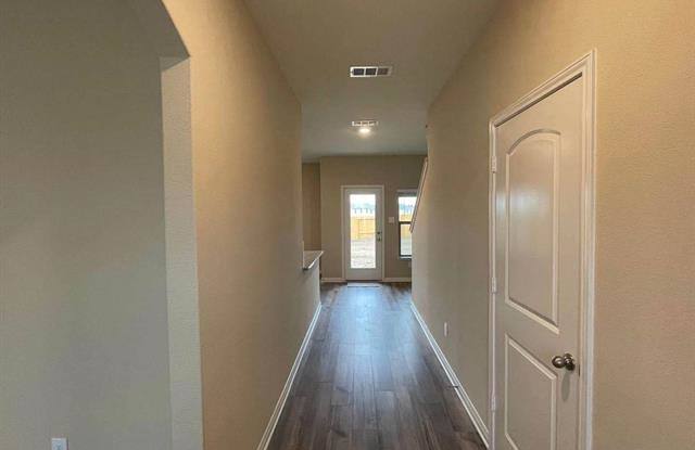 2221 Dahlia Way Gallery 3