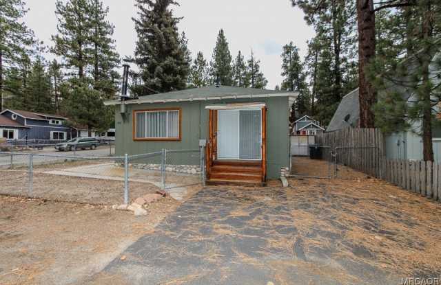 300 W Aeroplane Boulevard photos photos