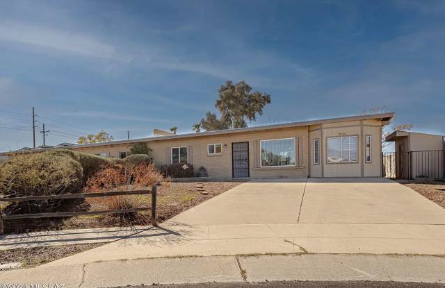 Nice 3 bedroom townhouse! Gallery 3