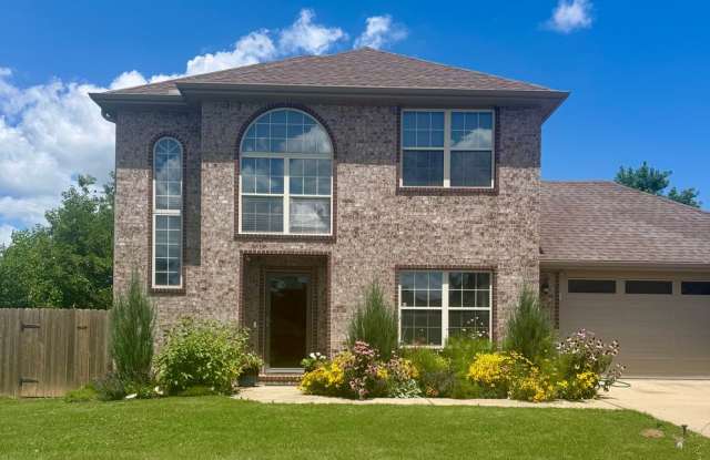 3 bedroom 2 bath custom home, 2 car garage, back yard oasis photos photos