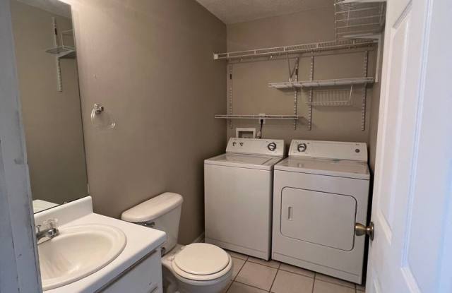 180 Commons Drive Gallery 2