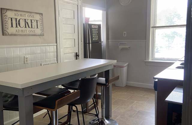 2338 Tower Grove Avenue - 2W Gallery 2