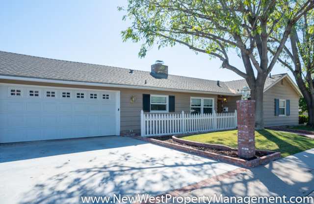 Beautiful La Mesa 4-Bedroom, Available Now! Small Pet OK! photos photos